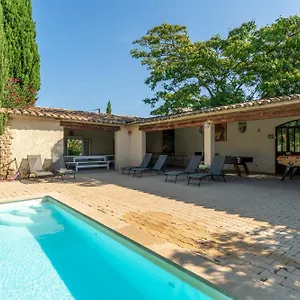 https://le-gte-de-tante-berthe.fr-provencehotel.com